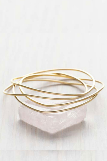 Strong Perseverance Gold Wave Bangle Set